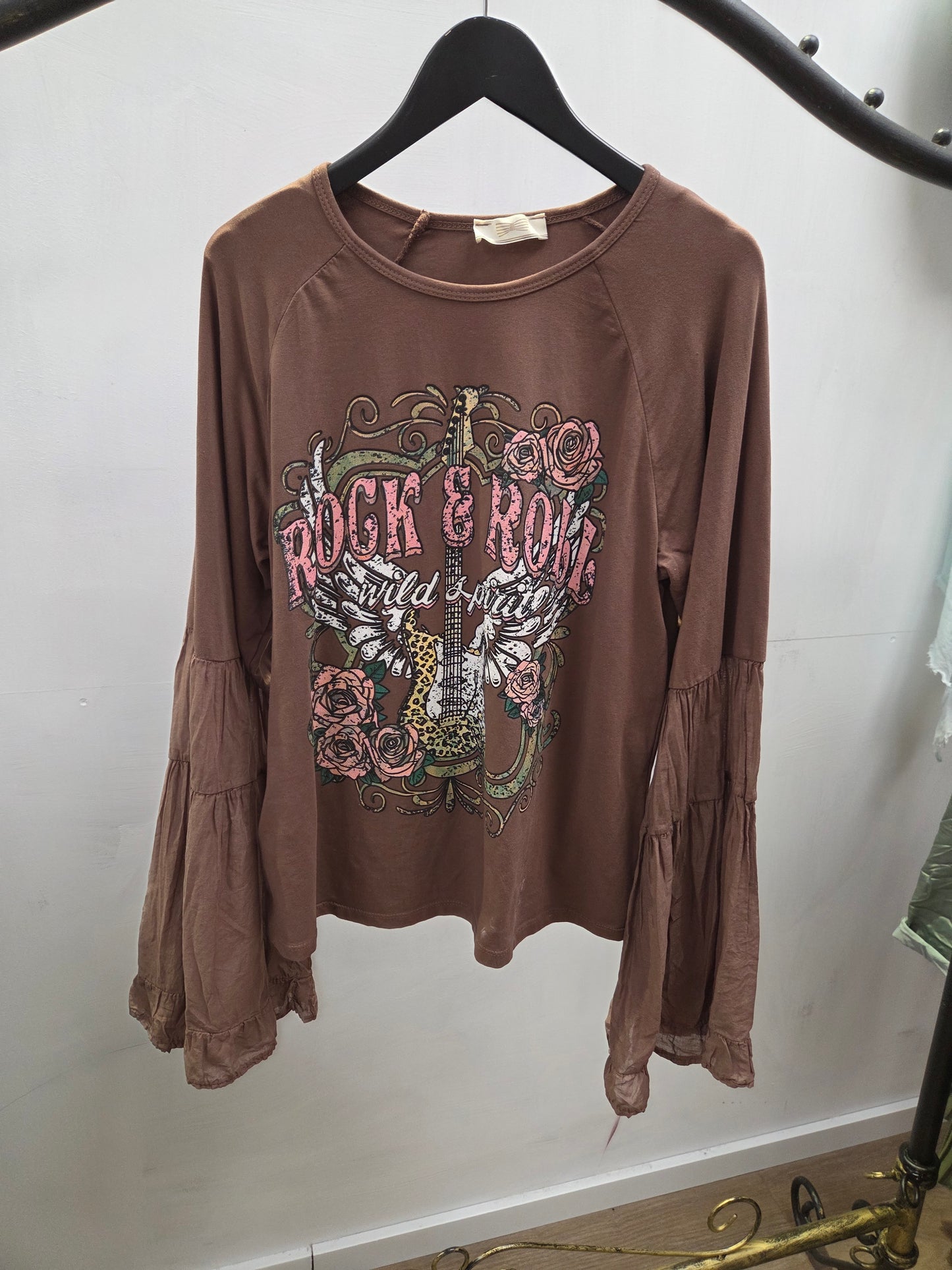 Verspieltes Rock & Roll Shirt
